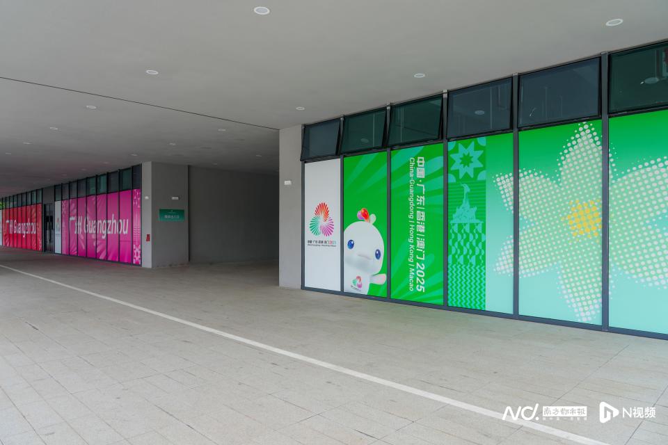 与观众服务, 运会和残特, 坐式排球项