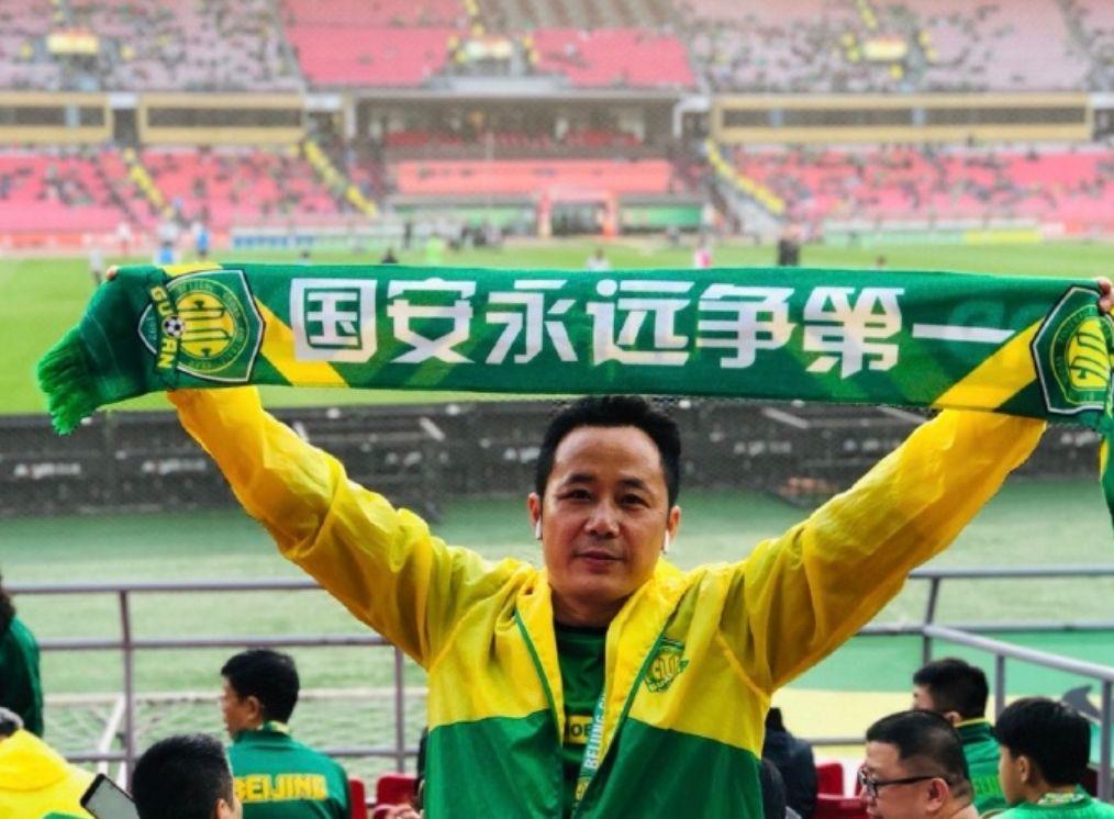 外界不再看, 河内公安逼, 日晚间 外界不再看, 河内公安逼, 日晚间