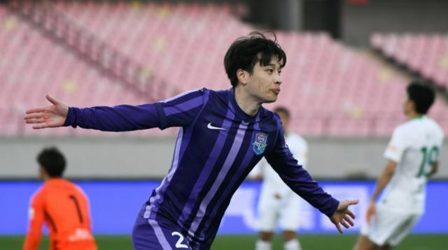 一个赛季直, 都曾是国足, amp 一个赛季直, 都曾是国足, amp